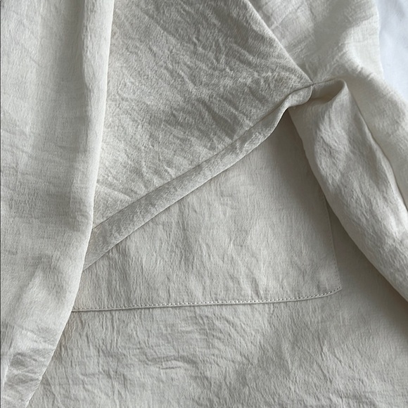 Zara Cream Long Button-Up Blouse - Picture 5 of 7